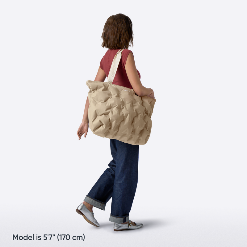 The Cloud Insulated Tote - Polyester / Beige Babe