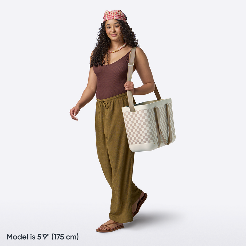 The Sun-Day Tote - Checkin' In / Non-Collapsible